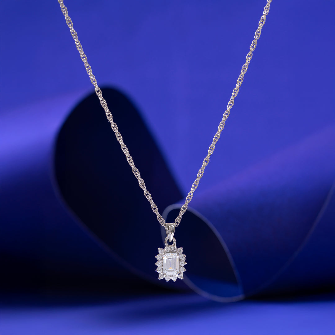 Framed in Flora Chain Pendant