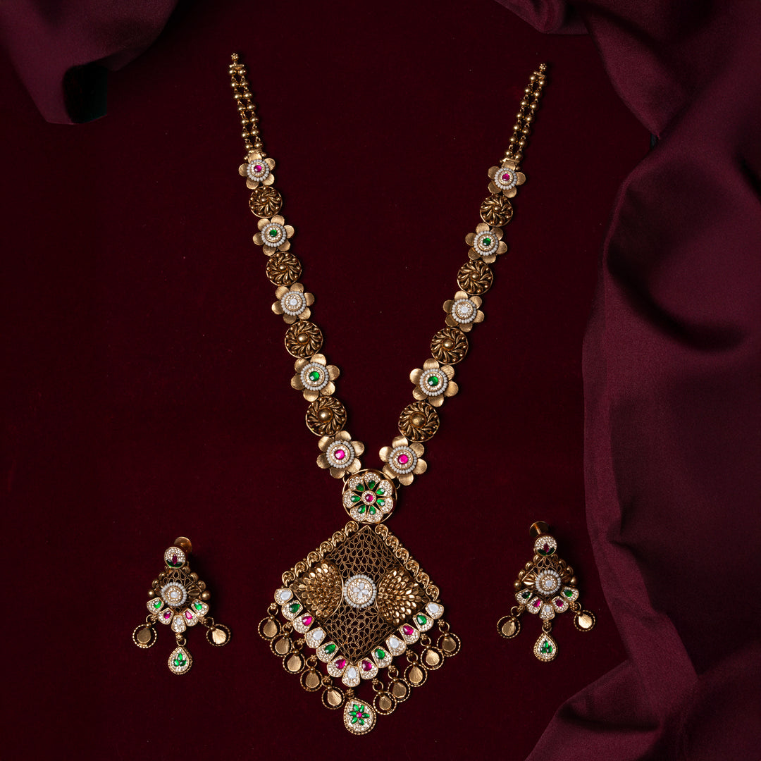 Indulekha Necklace Set