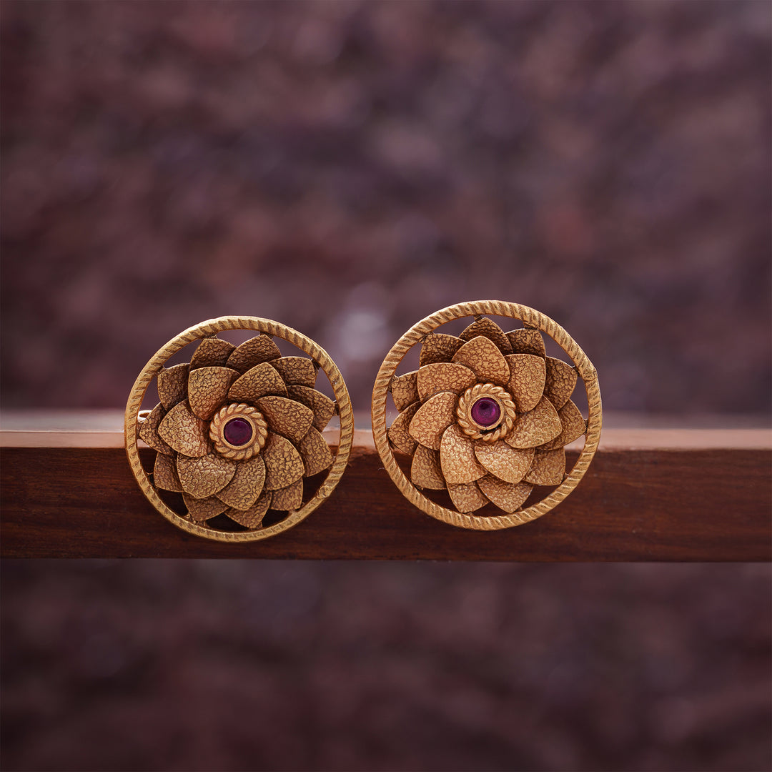Petal Pips Studs
