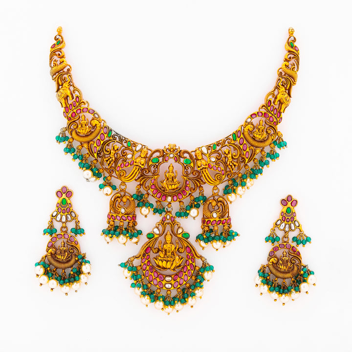 Chandra Chakrika Necklace Set