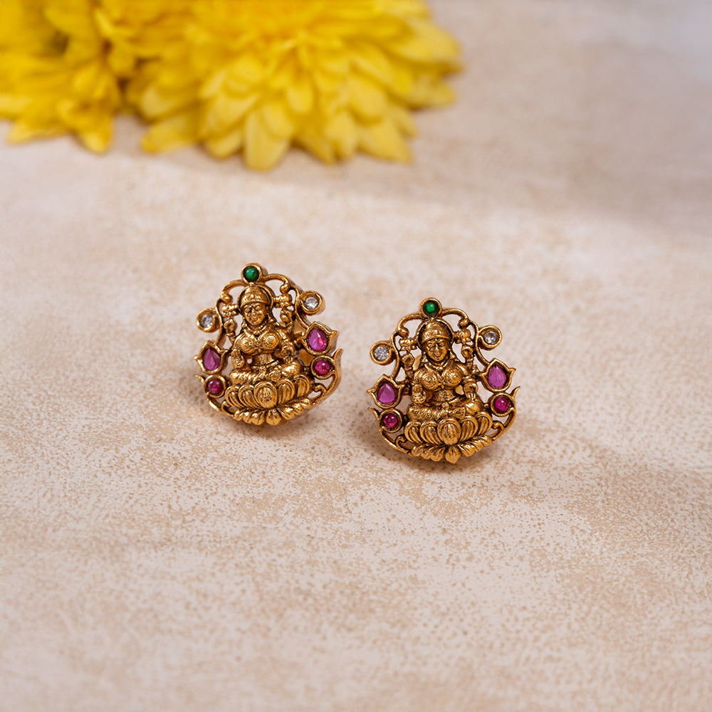 Shashi Lakshmi Necklace Set