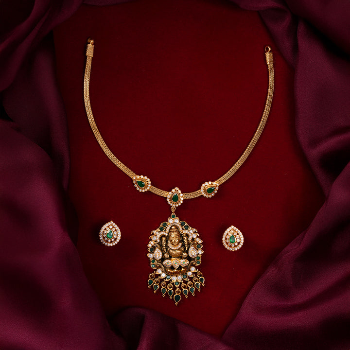 Vishwajanani Necklace Set