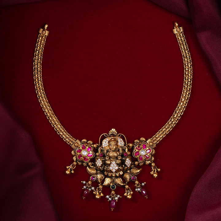 Dhanvika Necklace