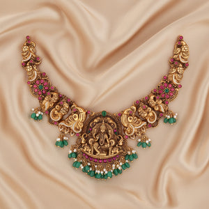 Aasana Lakshmi Short Necklace