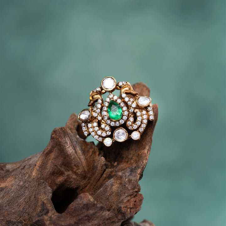 Pavo Regalia Ring