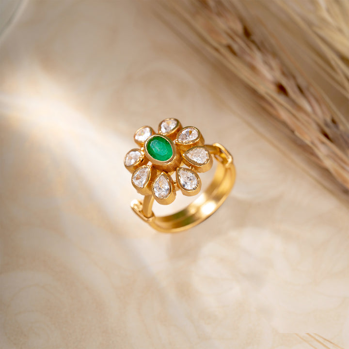Smaragda Spark Ring