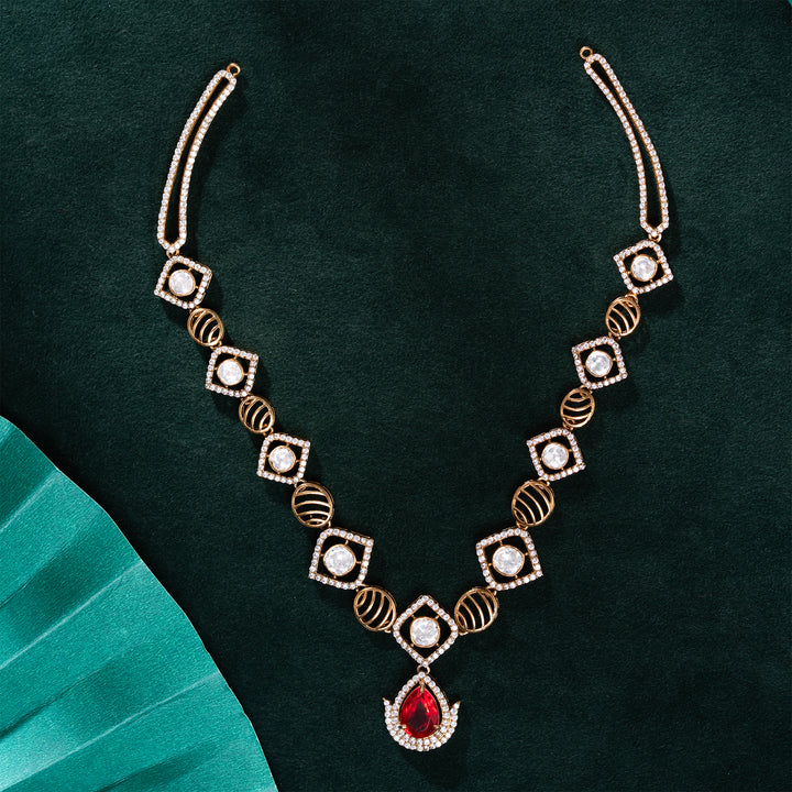 Pearleela Necklace Set