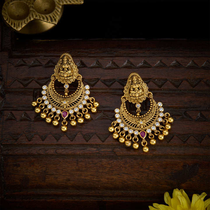 Divya Kanaka Chandbali