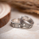 Sly Curve Toe Ring