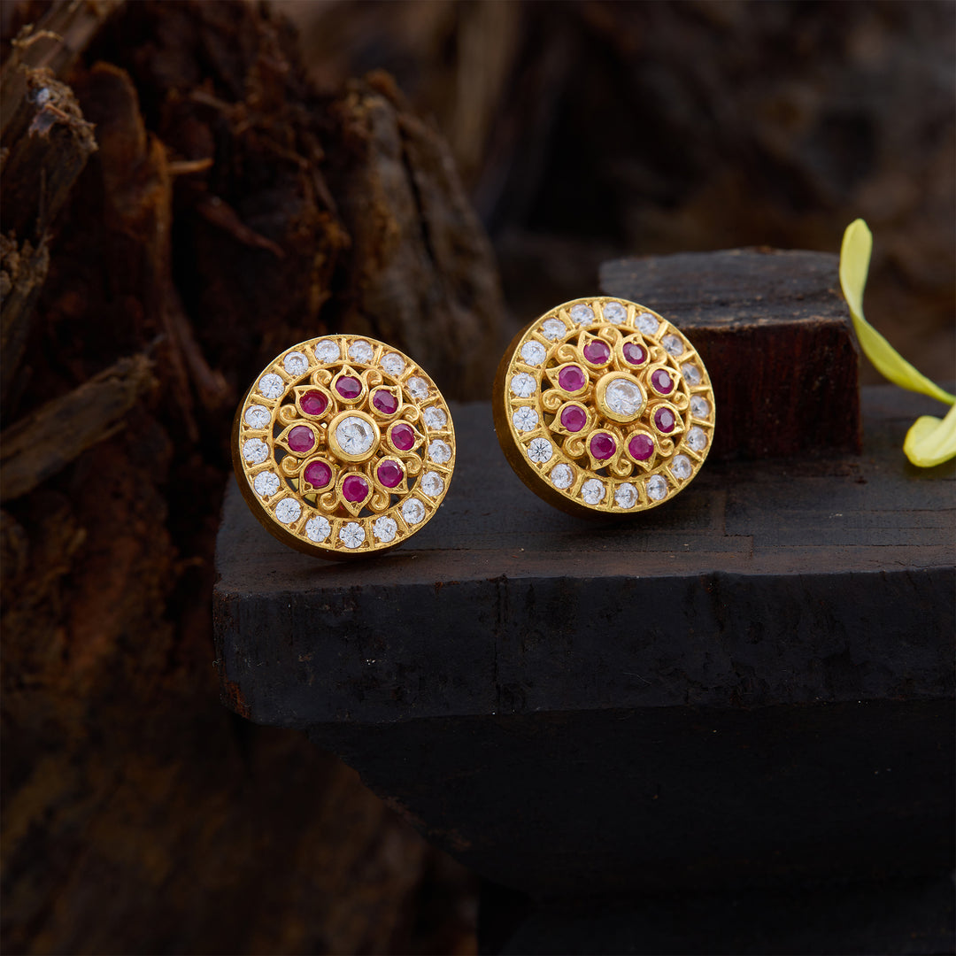 Chandra-Manik Studs