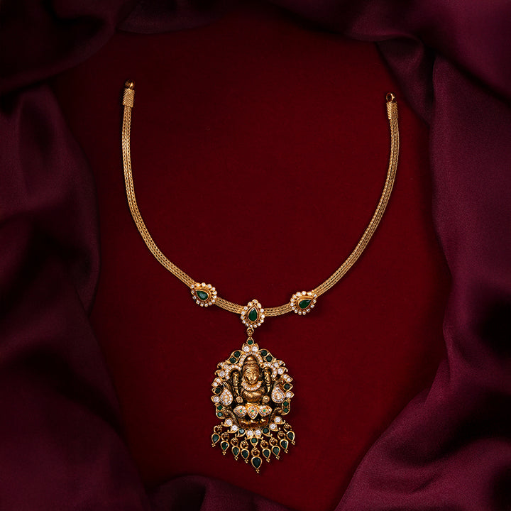 Vishwajanani Necklace Set
