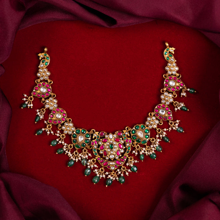 Svarna Kamala Short Necklace