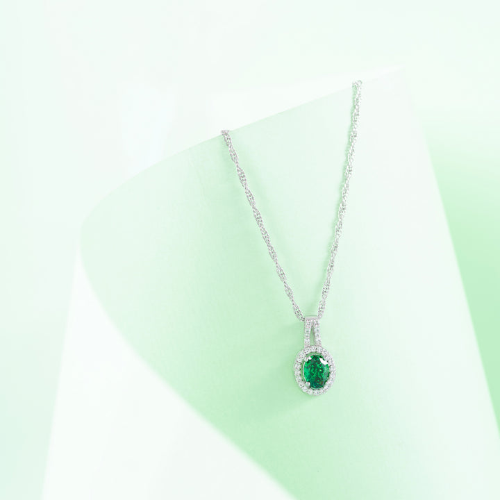 Serene Oval Chain Pendant