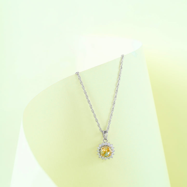 Saffira Square Chain Pendant