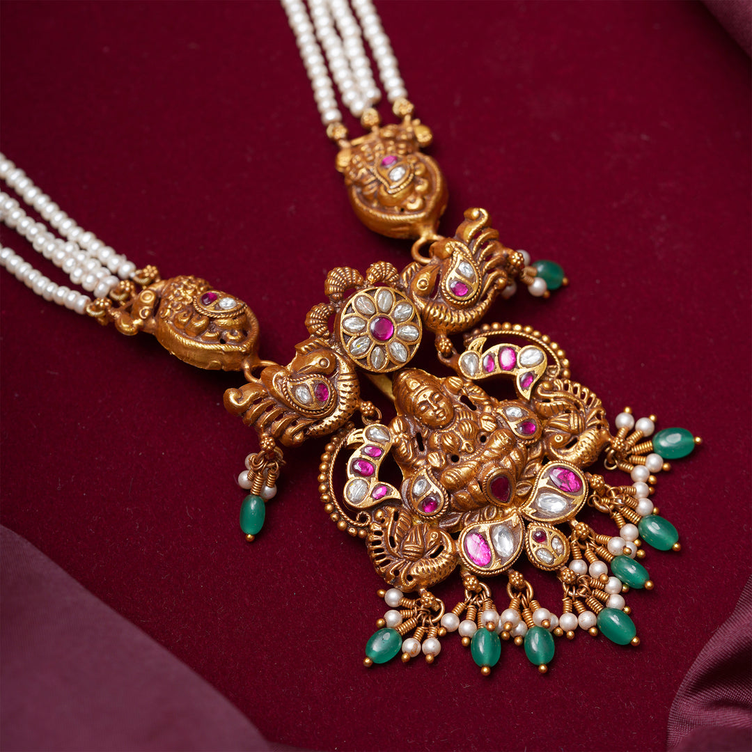 Devi Pearl Haar Necklace