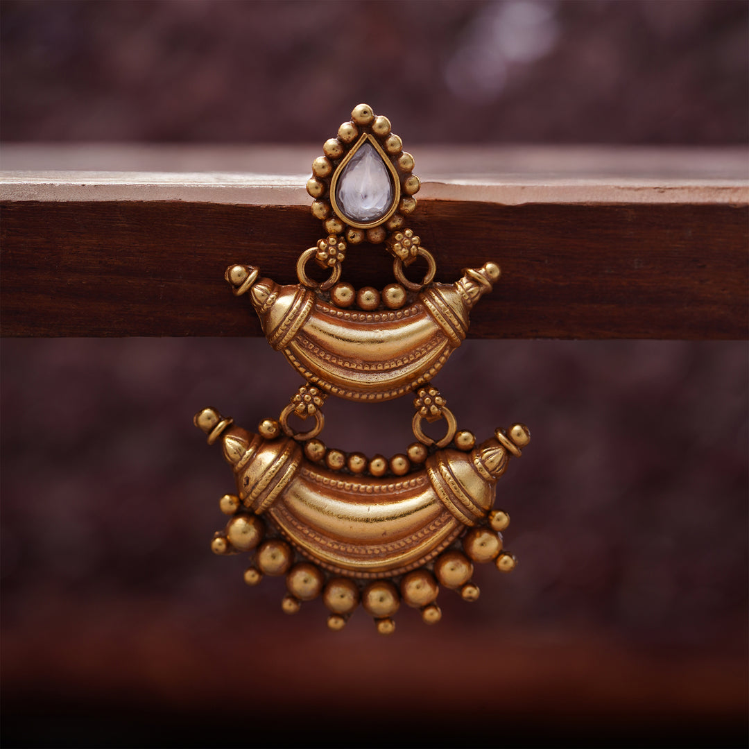 Nauka Kundan Danglers