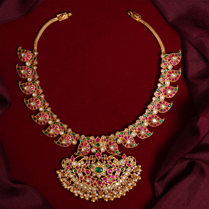 Mor Aam Kundan Short Necklace
