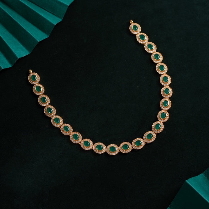 Ovaleera Short Necklace