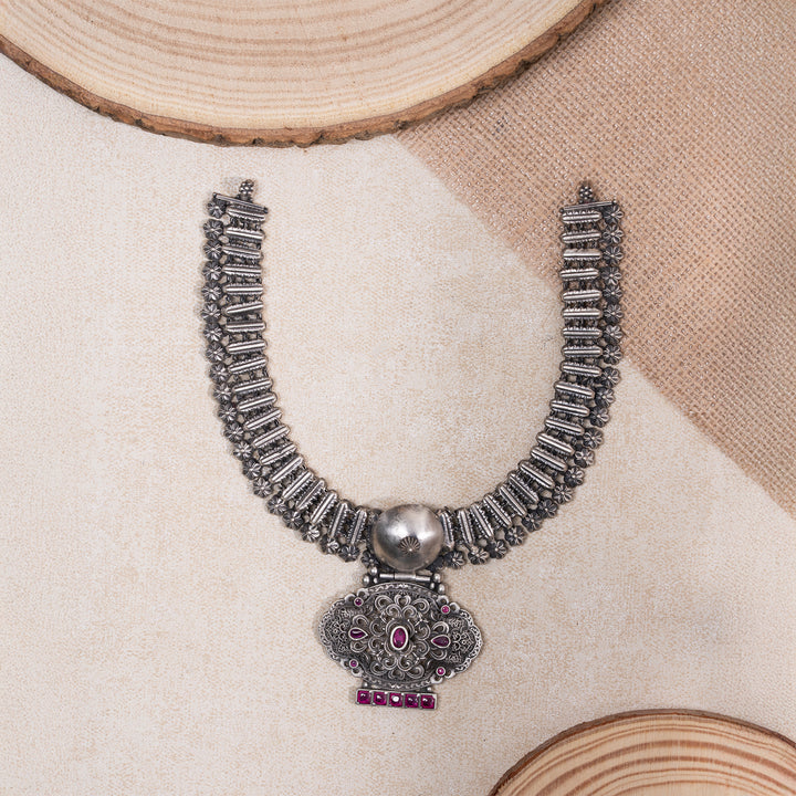 Taitha Pushpam Necklace Set