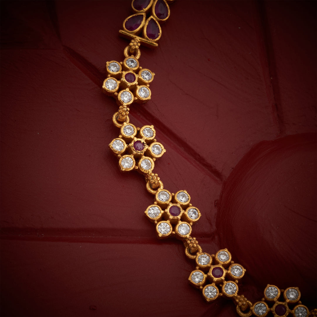 NavPushpa Vilas Short Necklace