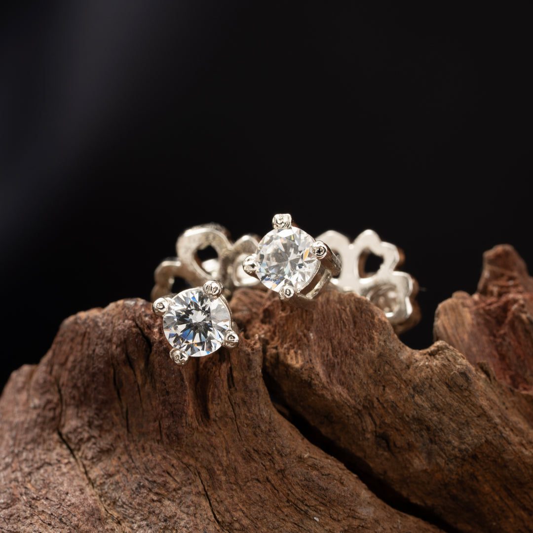 Velisia Pendant Set