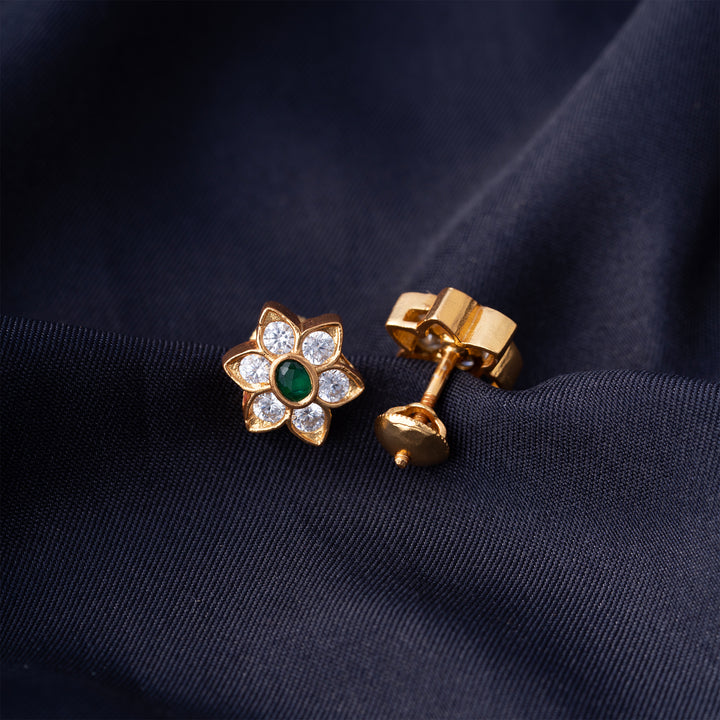 Blume Dot Studs