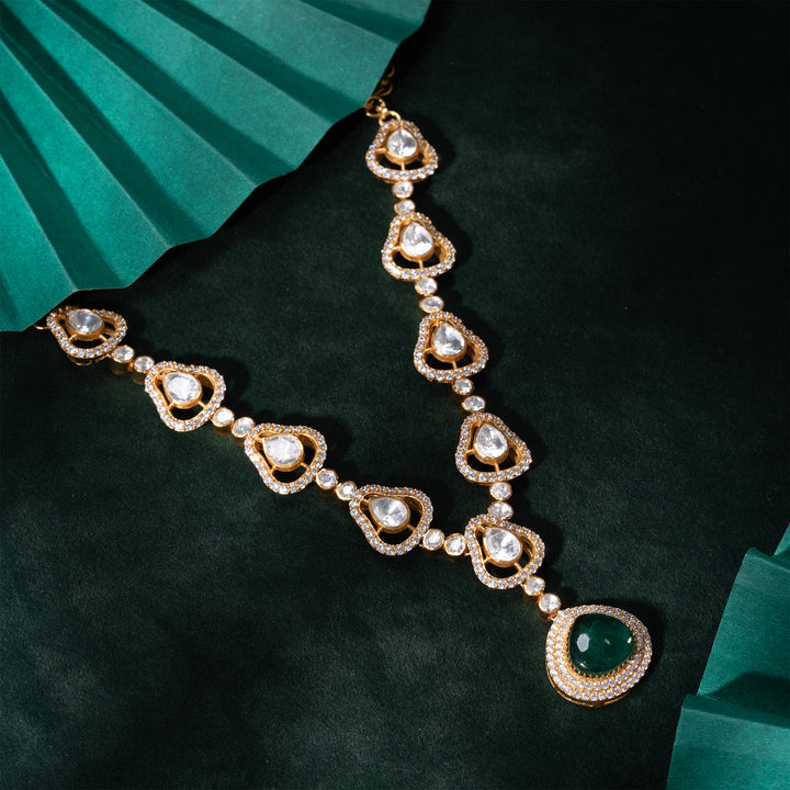 Moissavine Botanica Short Necklace