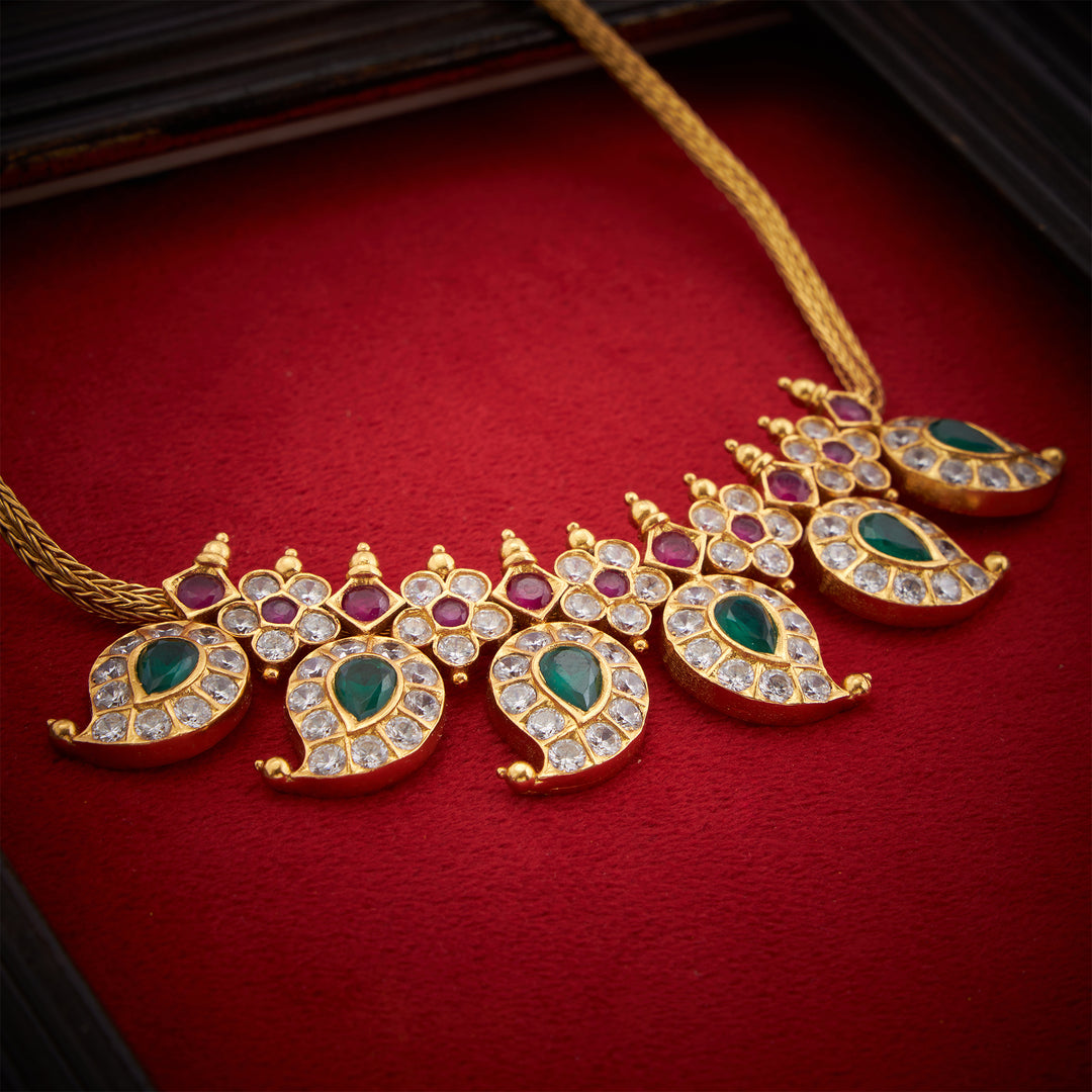 Aamkanthi Choker