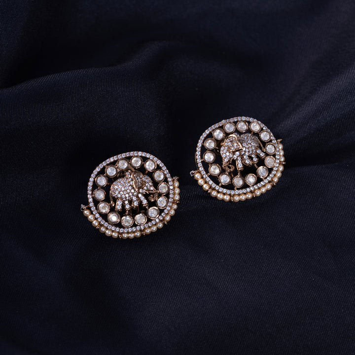 Moiss Chudamani Studs