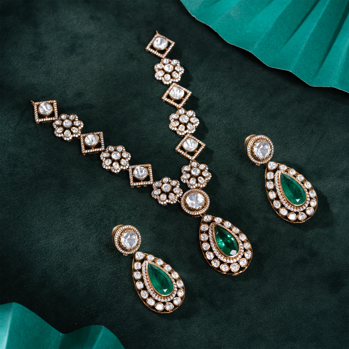 Pear of the Forest Necklace Set