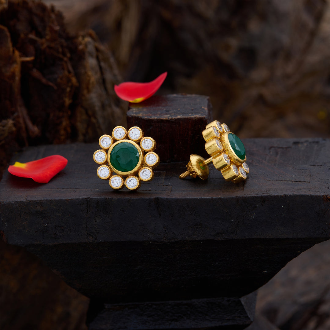 Emeronika Zarika Studs