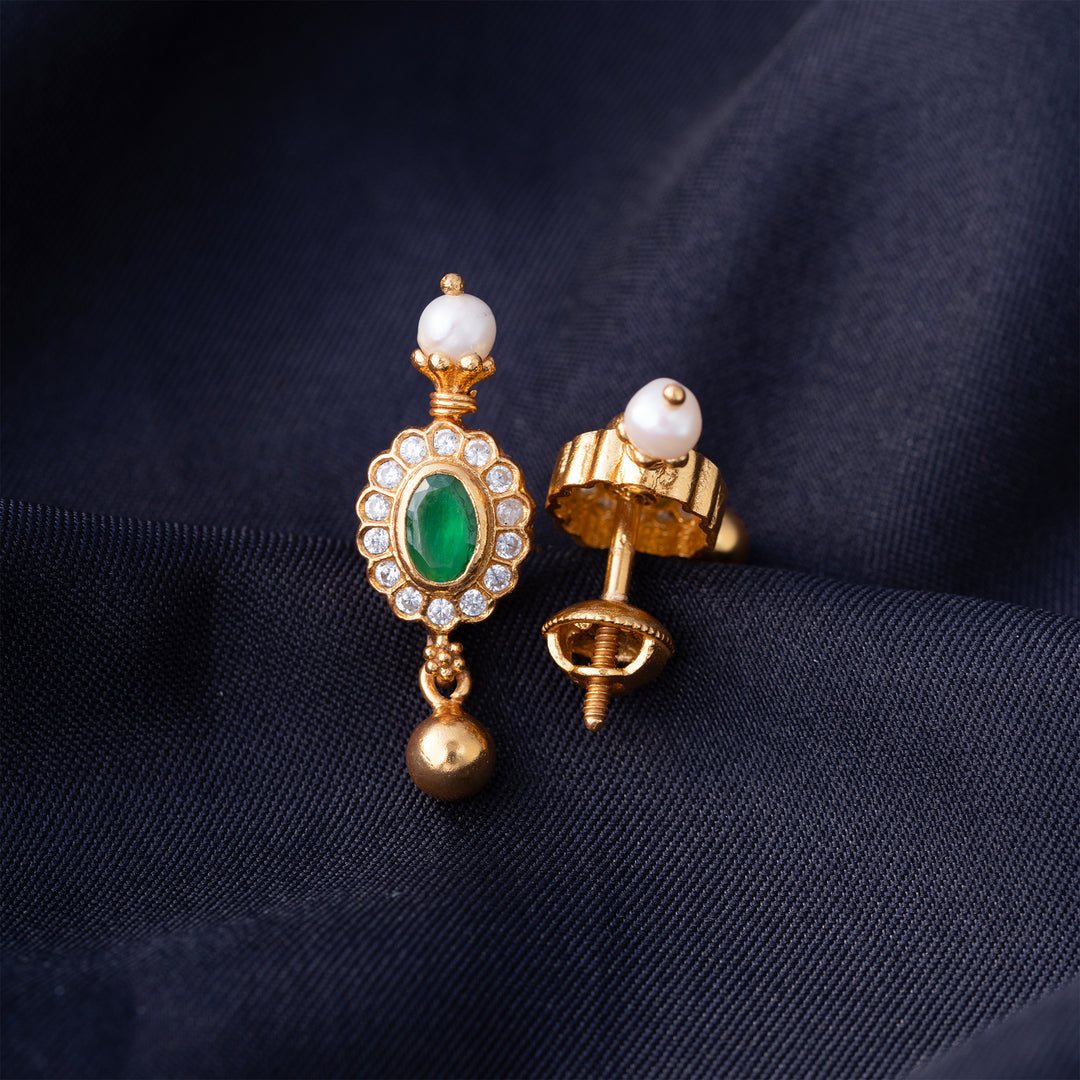 Ratna-Pushpika Studs