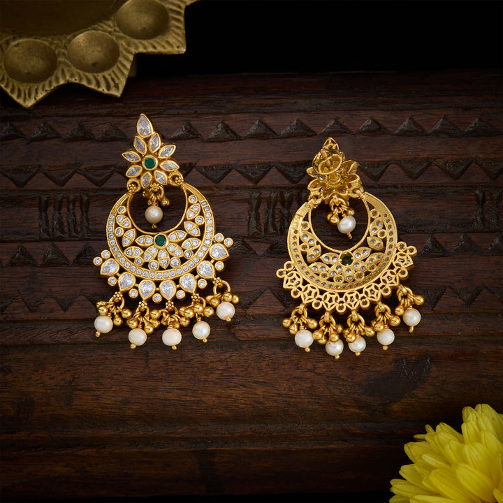 Sitara Chandbali