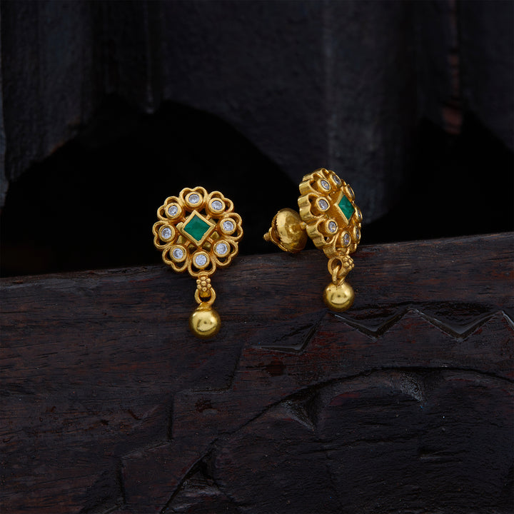 Zirkharita Studs