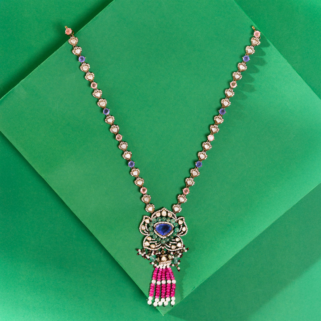 Trishaani Necklace Set