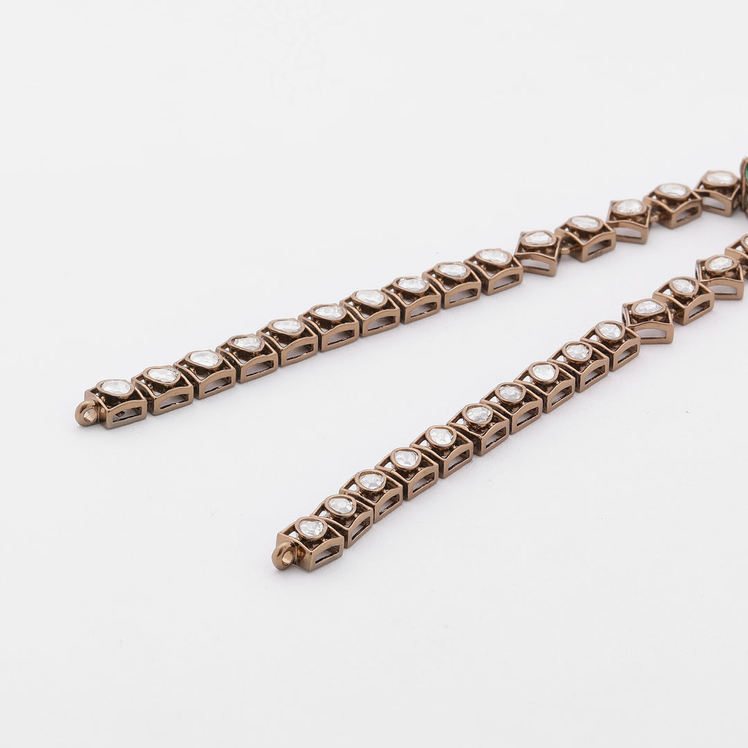 Piriform Necklace