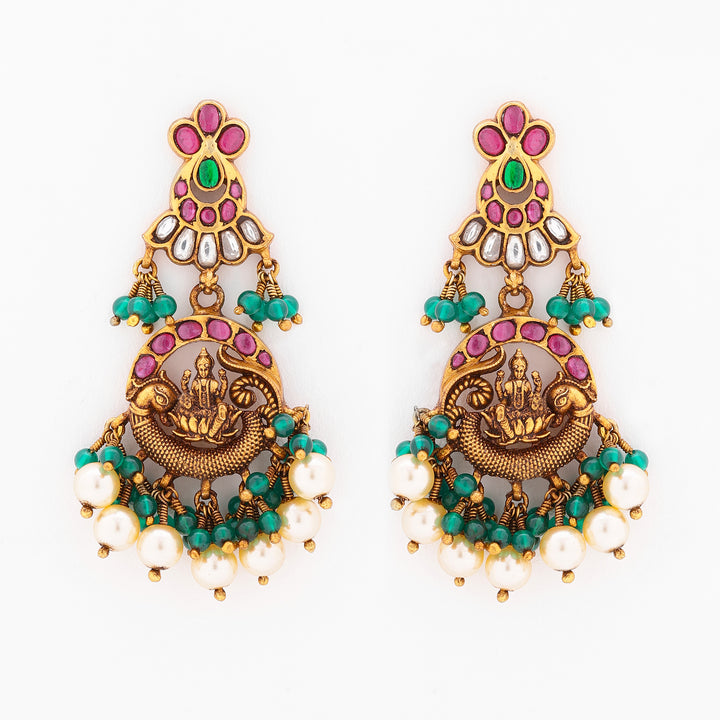 Chandra Chakrika Necklace Set