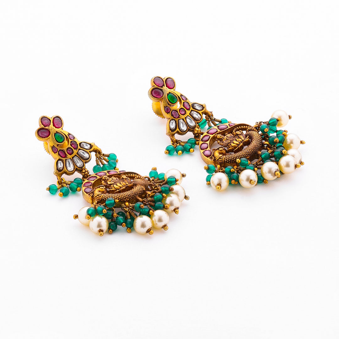 Chandra Chakrika Necklace Set