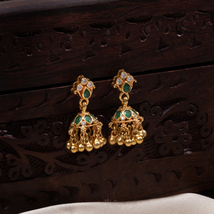 Peariva Stone Jhumki