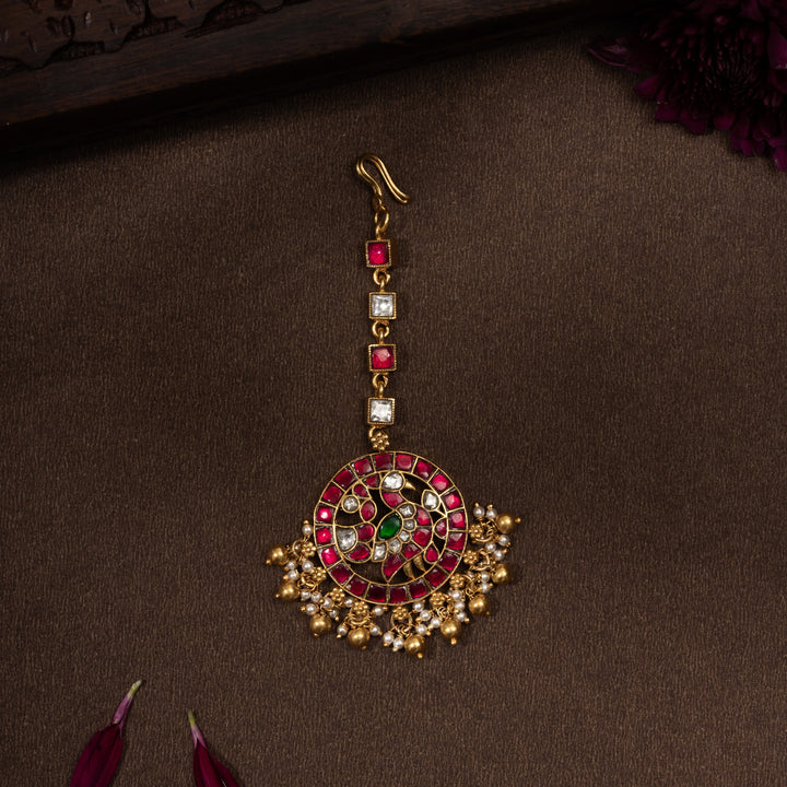 Chakra-Mor Kundan Tikka