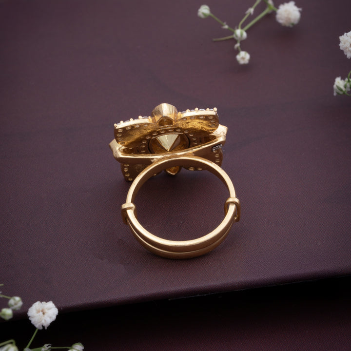 Ice Petal Royale Ring