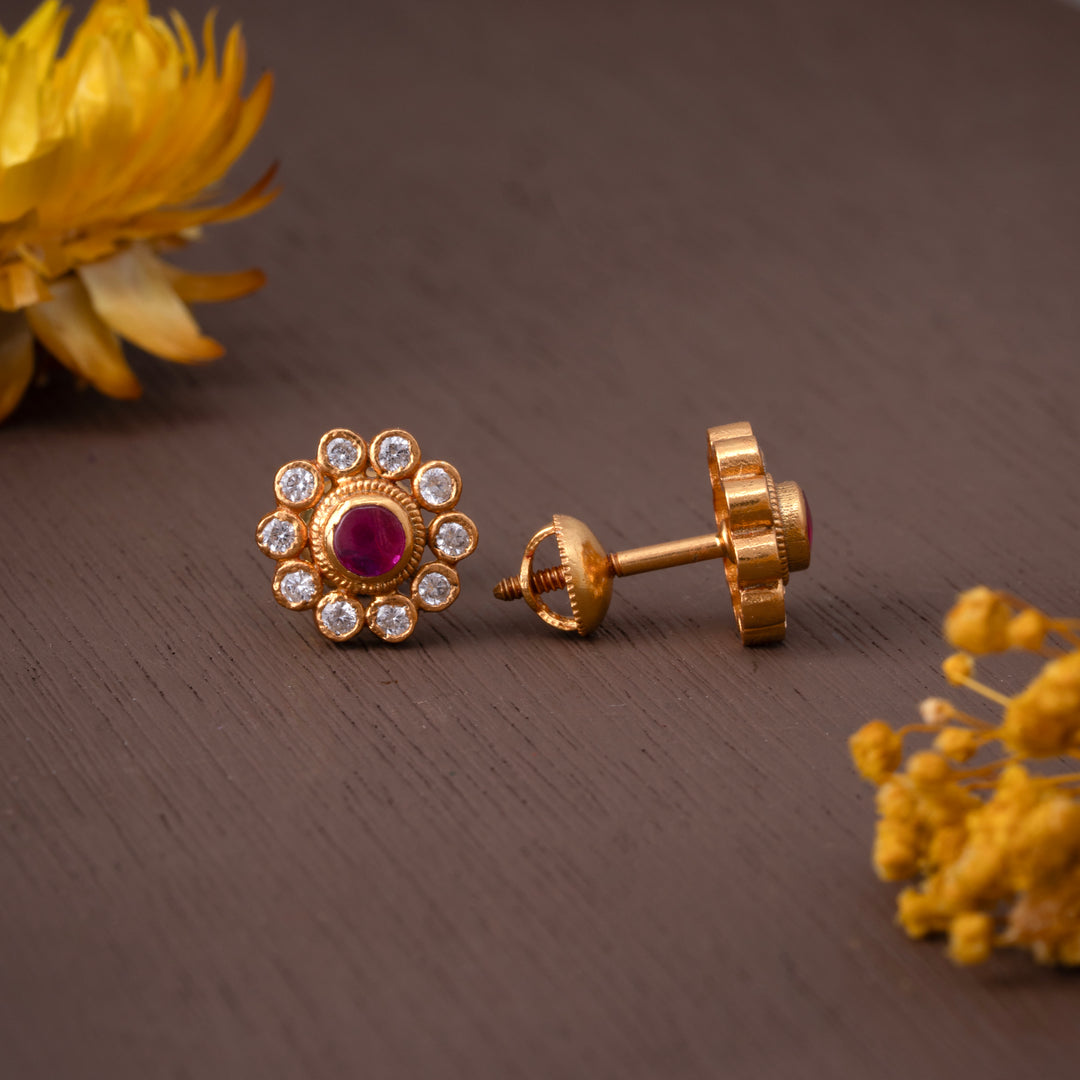 Rubivelle Studs
