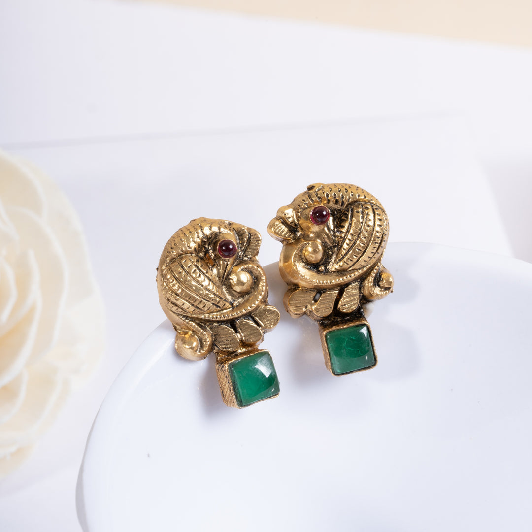 Morakshi Studs