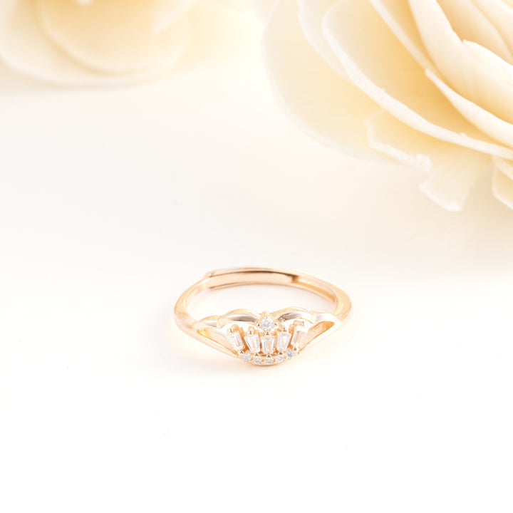 Lily Arc Ring