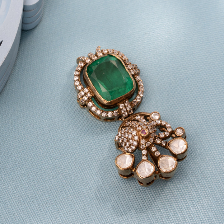 Trunk Shine Victorian Pendant