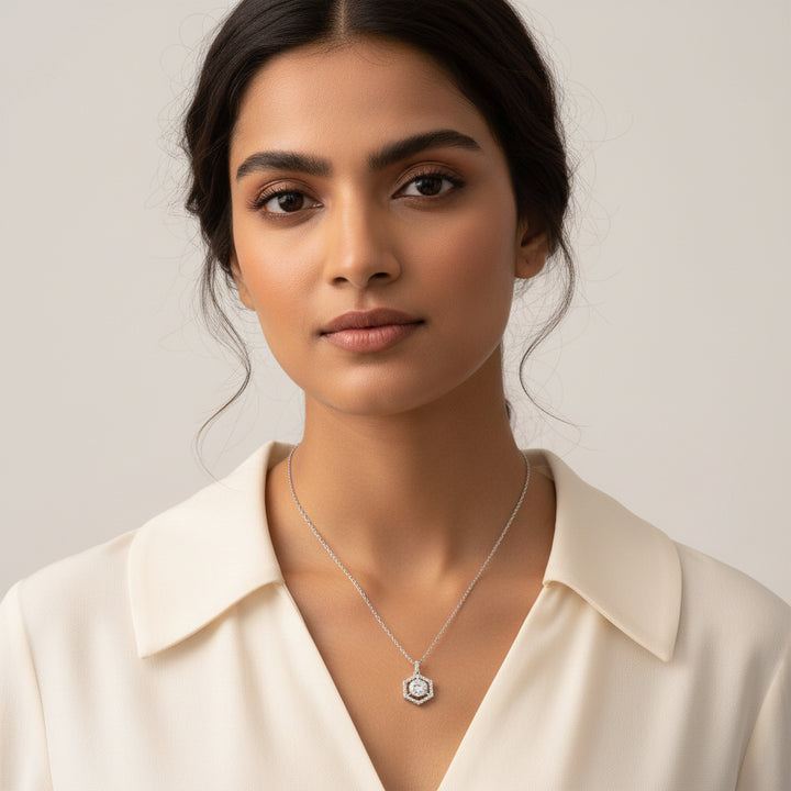 Zolia Loop Chain Pendant