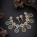 Pearflora Necklace Set