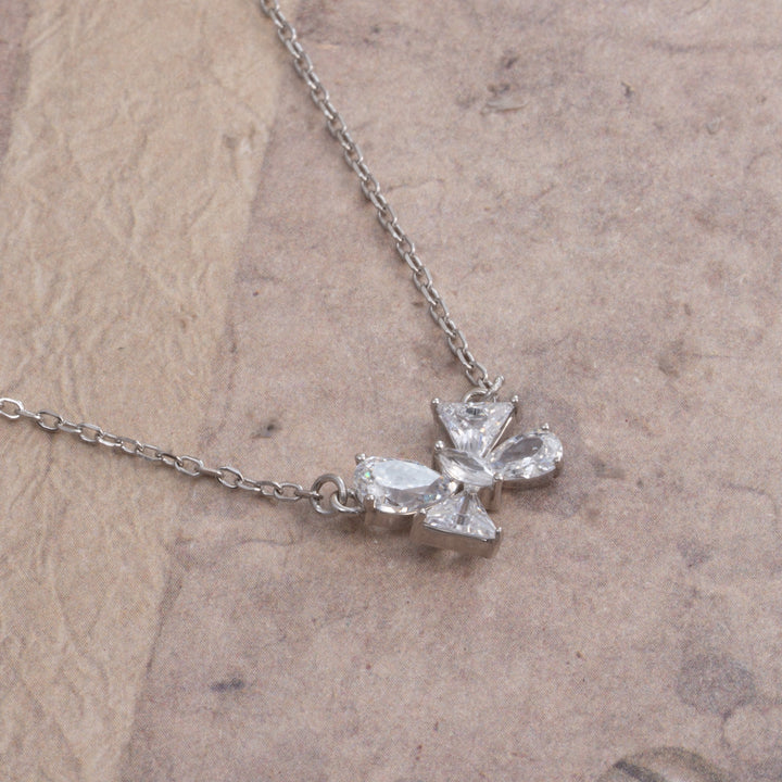 Bow-Pearl Chain Pendant