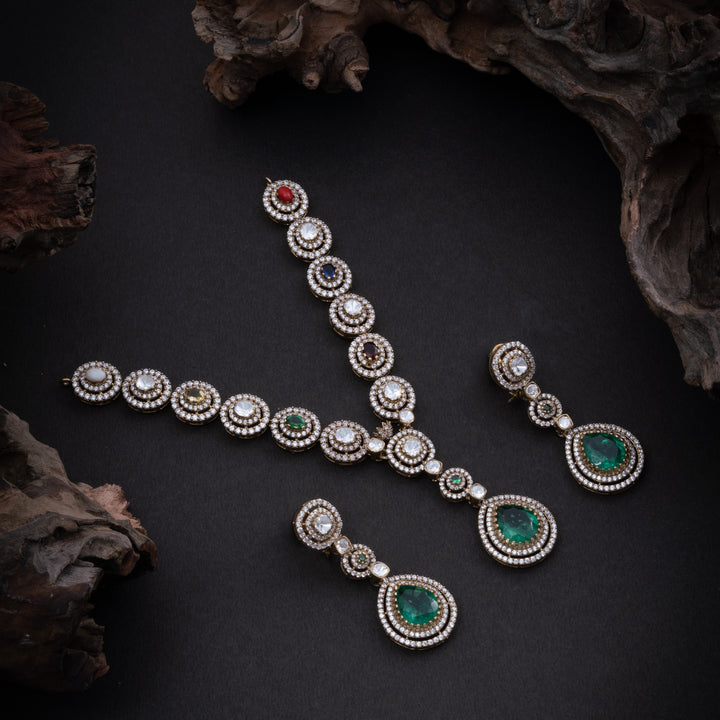 Nava Peara Necklace Set