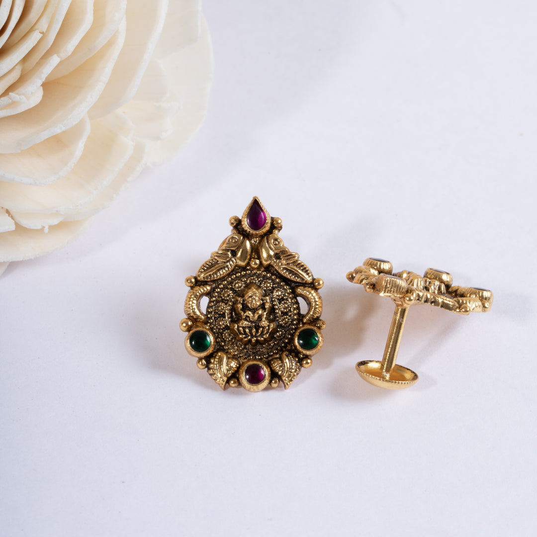 Vintage Bliss Studs